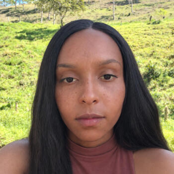 Babysitter in Vitória da Conquista: Lívia dias