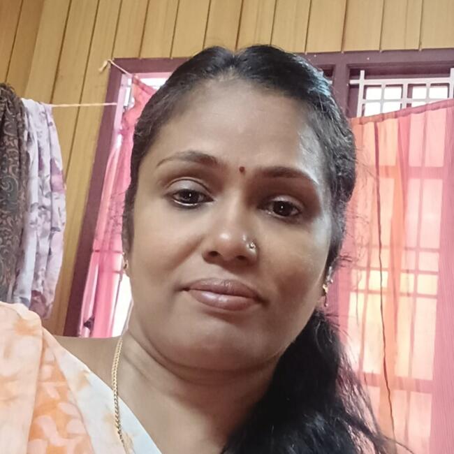 तिरूनेलवेली में बेबीसिटर: ROSY