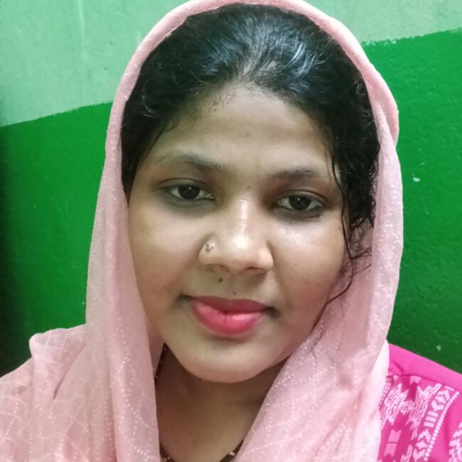 हैदराबाद में बेबीसिटर: Sana