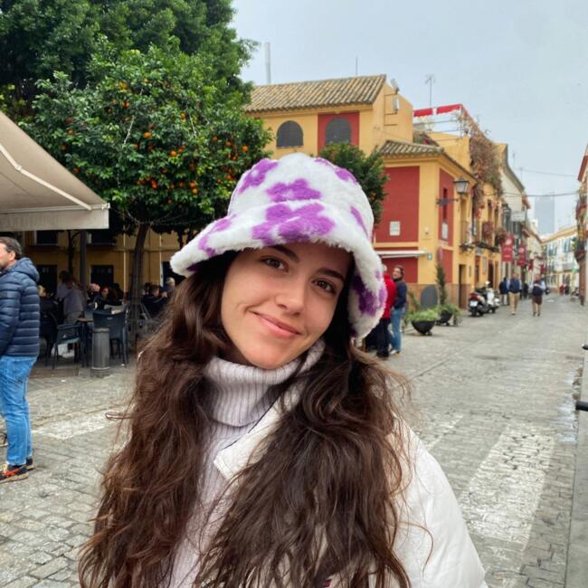 Babysitter in Luxembourg: Andrea