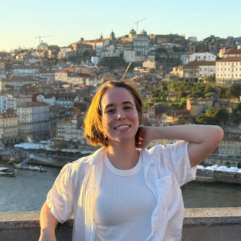 Babysitter in Porto: Ester