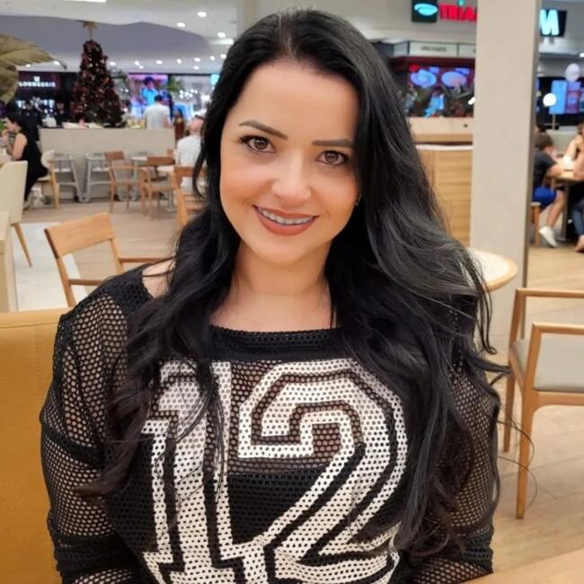 Babysitter in Curitiba: Michelle