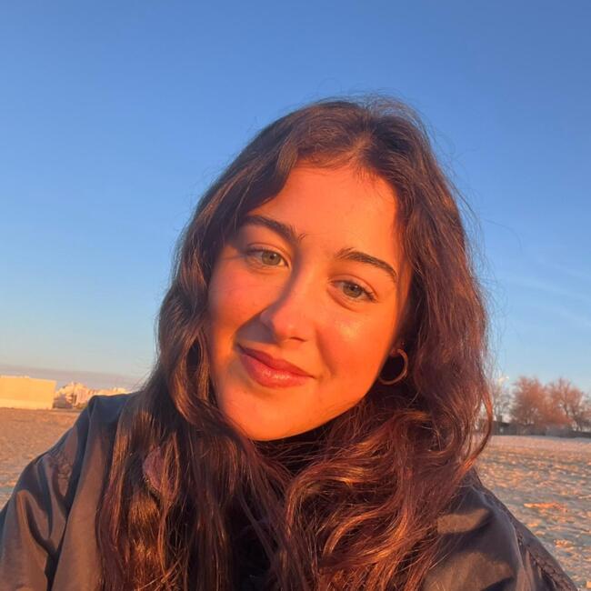 Babysitter in Paris: SILVIA