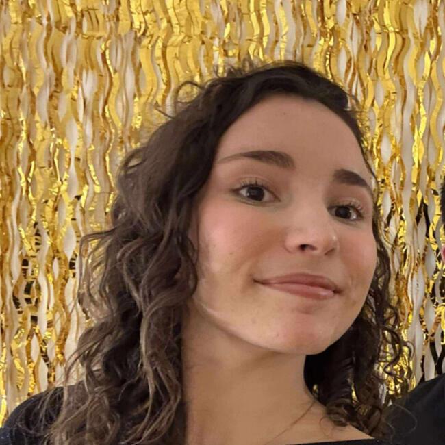 Babysitter in Bayonne: Aurore