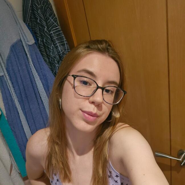 Babysitter in Burgos: Inés