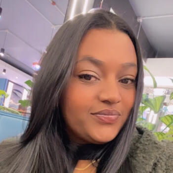 Babysitter em Portimão: Juliana