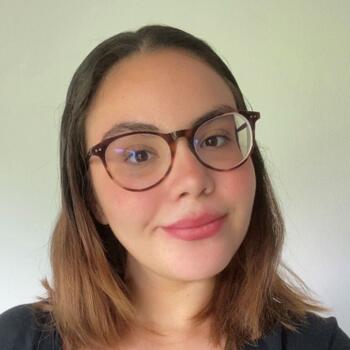 Babysitter in Courbevoie: Lydia