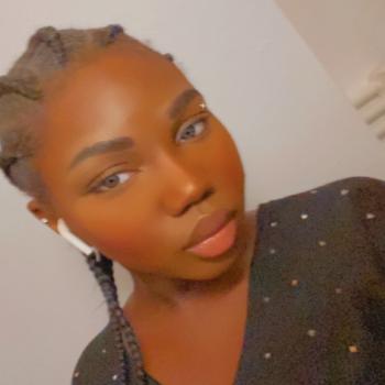 Baby-sitter in Vanves: Aissatou
