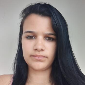 Babysitter in Volta Redonda: Cristiane