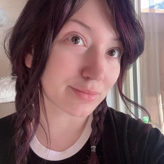 Babysitter in Calgary: Kat