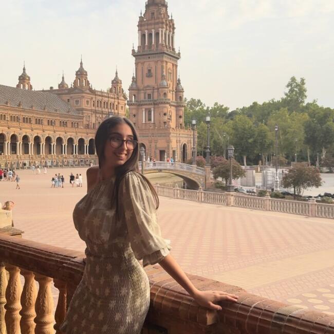 Niñera en Almàssera: Claudia