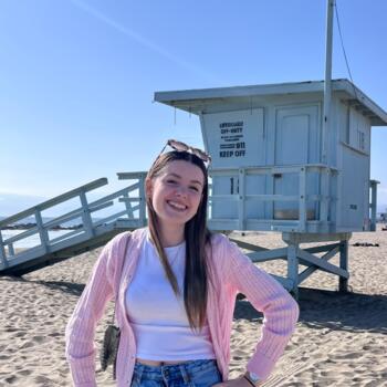 Baby-sitter in Lyon: Garance