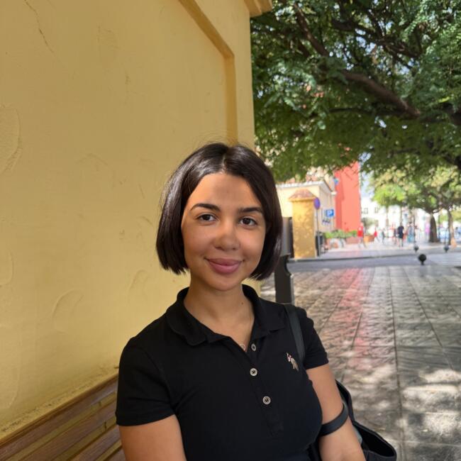 Babysitter in Marbella: Ikrame