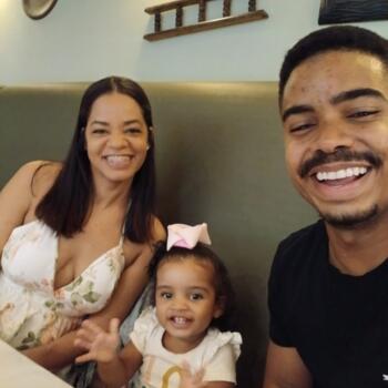 Babysitting job in Salvador: babysitting job Douglas