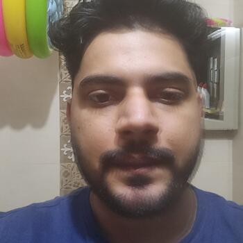 Babysitting job in Delhi: babysitting job Sunny