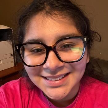 Babysitter in Fort Worth: Lilee