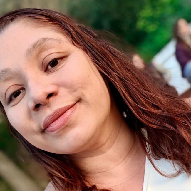 Babysitter em Santa Iria da Azóia: Jarlene