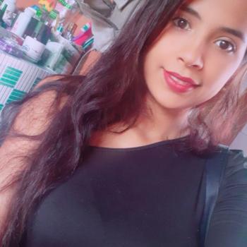 Babysitter in Popayán: Lina