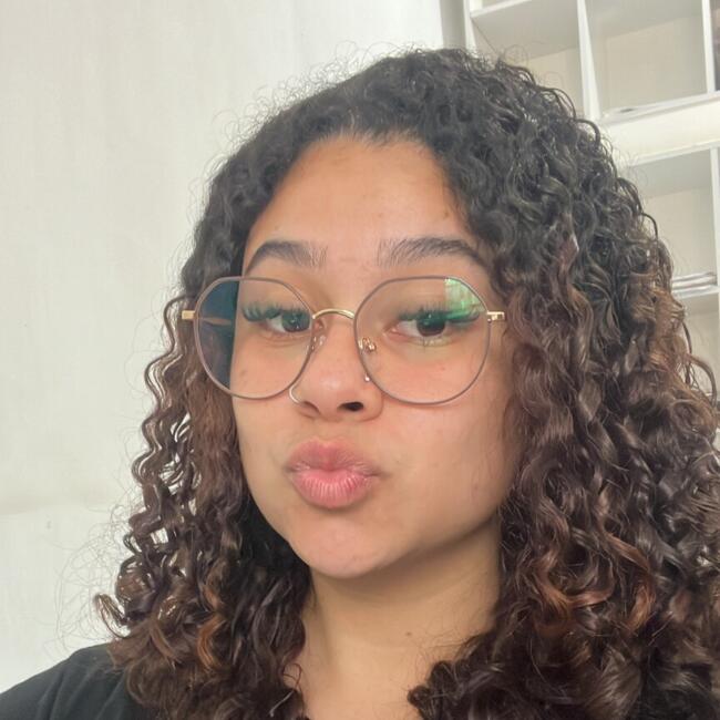 Babysitter in Guaíba: Daffny