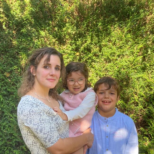 Babysitting job in Regadas: Cláudia