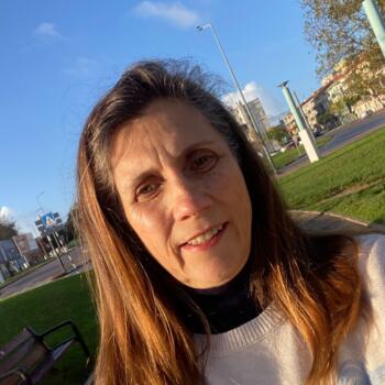 Babysitter in Lisbon: Mercia Cristina