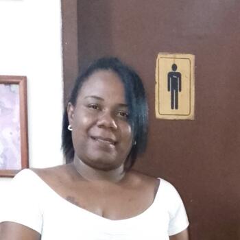 Babysitter in Caracas: Yasmin