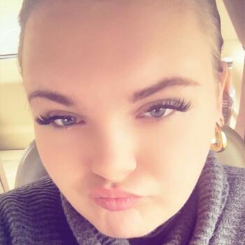 Babysitter in Lexington (Missouri): Jayd