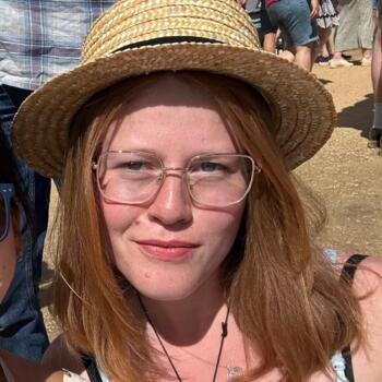 Babysitter in Oxford: Caitlin