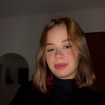 Babysitter in Águas Lindas de Goiás: Yessamin