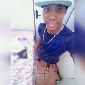 Babysitting job in São Mateus: babysitting job Luciano