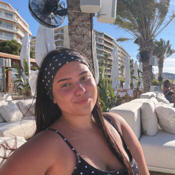 Babysitter in Saint-Laurent-du-Var: Manon