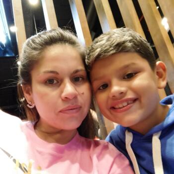 Babysitter in Pilar: MARINA