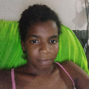 Babá em Araguaína: Mary