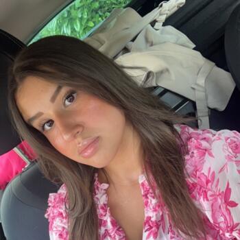 Babysitter in Escaudœuvres: Norah