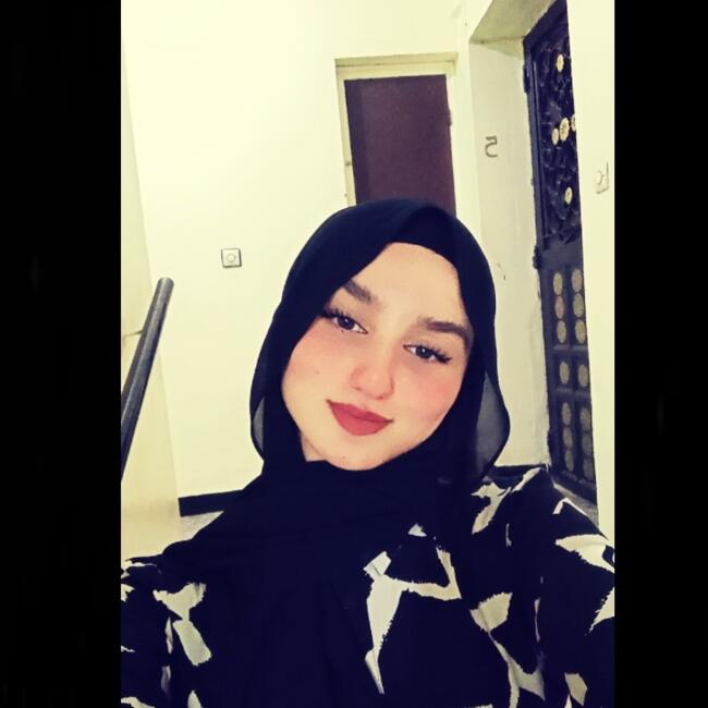 Babysitter in Saint-Omer: Hiba