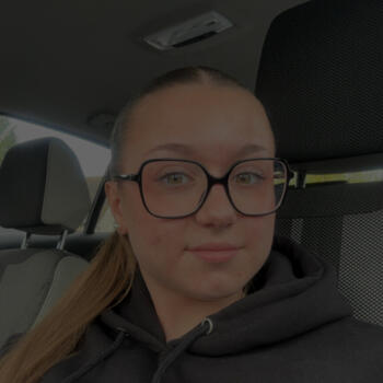 Babysitter in Manneville-sur-Risle: Lenaik