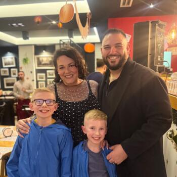 Babysitting job in Tirana: babysitting job Joe