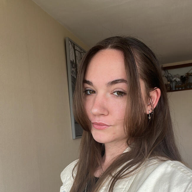 Babysitter in Nancy: Juline
