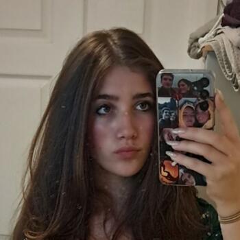 Babysitter Woking: Sophie