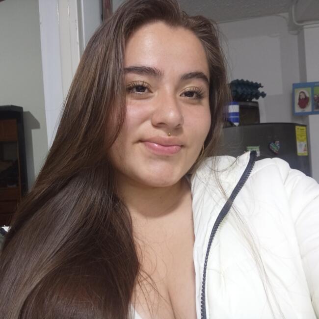 Babysitter in Bogotá: Hilary