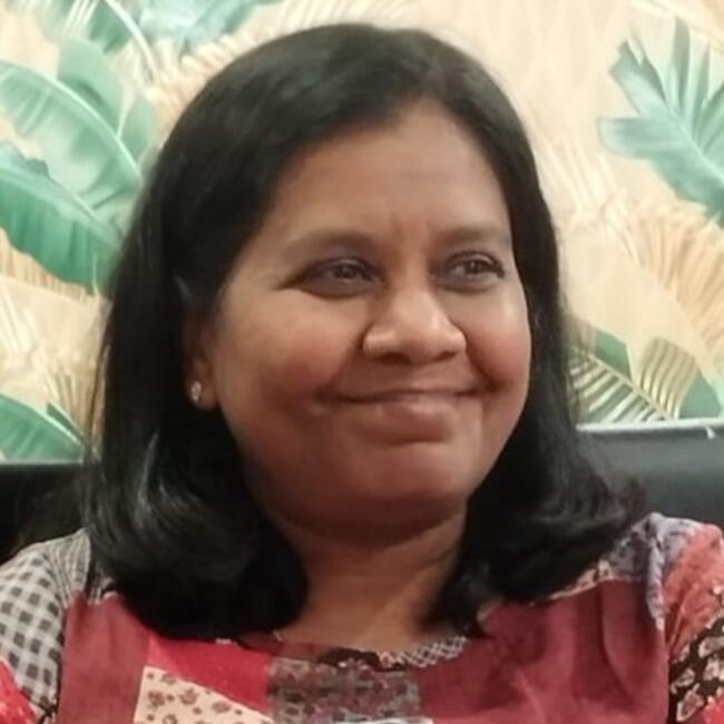 Babysitter in Melbourne: Sarojini