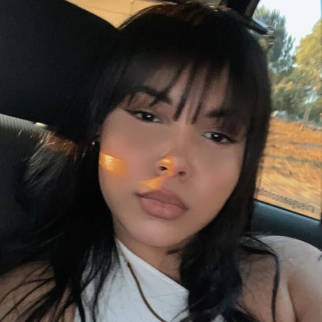 Babysitting job in Porto Salvo: Edna