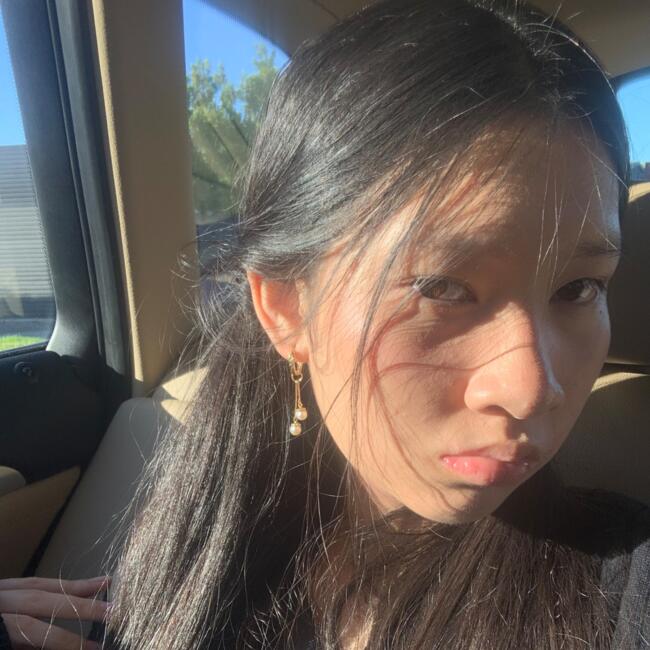 Babysitter in Melbourne: Alana