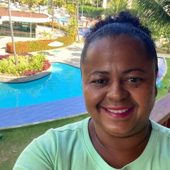 Babysitter in Olinda: Ingrid.
