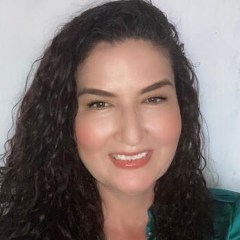 Babysitter in La Florida: Angela