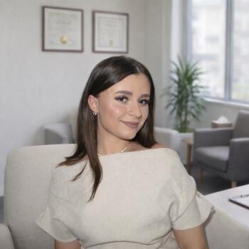 Babysitter in Châtenay-Malabry: Estelle