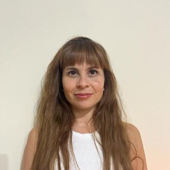 Babysitter in Ilhabela: Florencia