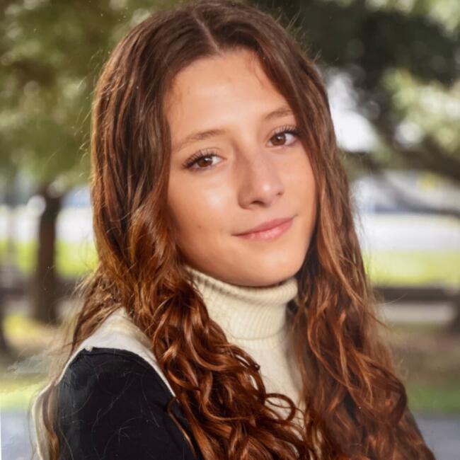 Babysitter in Nieul-sur-Mer: Lila