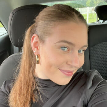 Babysitter in Ixelles-Elsene: Mathilde