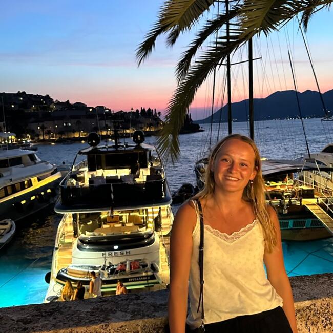 Babysitter στην περιοχή Pessac: Elise